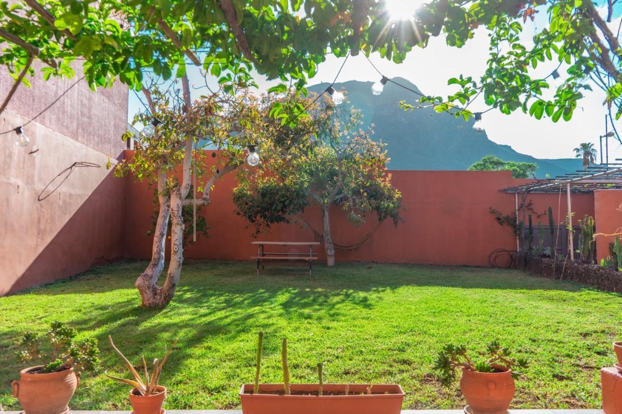 Cactus Coliving & Coworking Bed & Breakfast Arona  Exterior photo